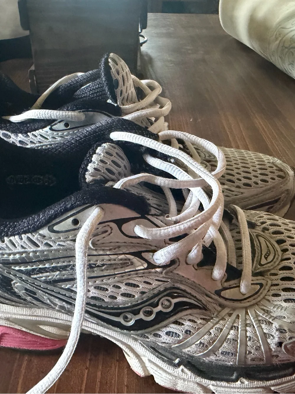 Saucony womens White and Black Running Shoes